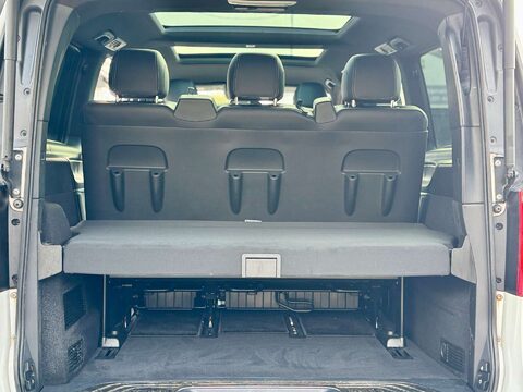 Mercedes-Benz V Class 2.2 V220d AMG Line MPV 5dr Diesel G-Tronic+ Euro 6 (s/s) 7 Seat (163 ps) 24