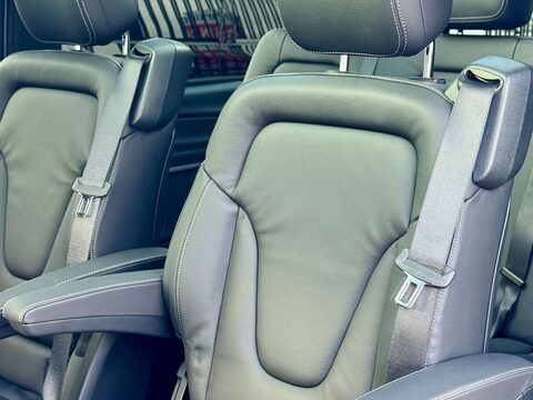 Mercedes-Benz V Class 2.2 V220d AMG Line MPV 5dr Diesel G-Tronic+ Euro 6 (s/s) 7 Seat (163 ps) 20