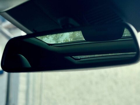 Mercedes-Benz V Class 2.2 V220d AMG Line MPV 5dr Diesel G-Tronic+ Euro 6 (s/s) 7 Seat (163 ps) 70