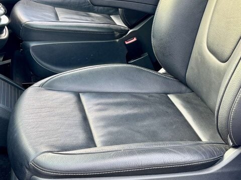 Mercedes-Benz V Class 2.2 V220d AMG Line MPV 5dr Diesel G-Tronic+ Euro 6 (s/s) 7 Seat (163 ps) 10
