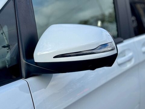 Mercedes-Benz V Class 2.2 V220d AMG Line MPV 5dr Diesel G-Tronic+ Euro 6 (s/s) 7 Seat (163 ps) 94