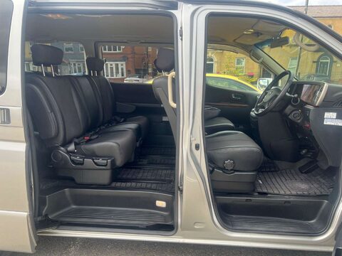 Nissan Elgrand HIGHWAY STAR+GRADE 4B+LOW MILES+WAX OIL+ 31