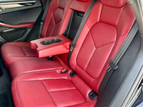 Porsche Macan 2.0T SUV 5dr Petrol PDK 4WD Euro 6 (s/s) (252 ps) 37
