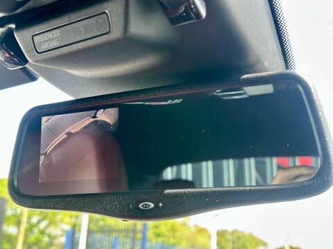 Porsche Macan 2.0T SUV 5dr Petrol PDK 4WD (s/s) (252 ps) 61