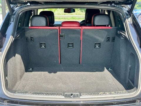 Porsche Macan 2.0T SUV 5dr Petrol PDK 4WD Euro 6 (s/s) (252 ps) 23