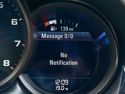 Porsche Macan 2.0T SUV 5dr Petrol PDK 4WD (s/s) (252 ps) 57