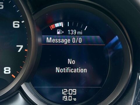 Porsche Macan 2.0T SUV 5dr Petrol PDK 4WD Euro 6 (s/s) (252 ps) 57