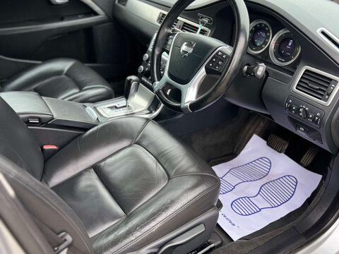 Volvo V70 2.0 V70 SE D3 Auto 5dr 15