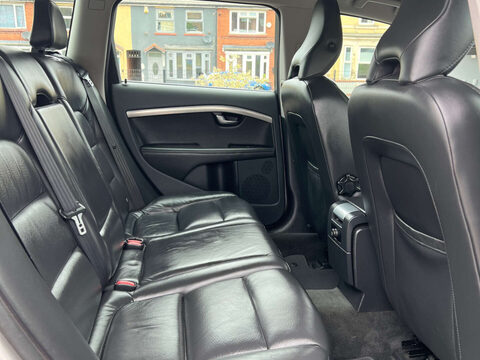 Volvo V70 2.0 V70 SE D3 Auto 5dr 22