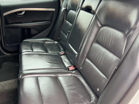 Volvo V70 2.0 V70 SE D3 Auto 5dr 27