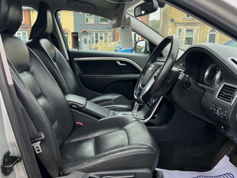Volvo V70 2.0 V70 SE D3 Auto 5dr 14