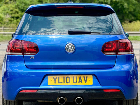 Volkswagen Golf R 2.0 DSG (Wingback) DCC 9