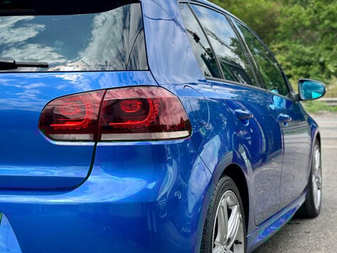 Volkswagen Golf R 2.0 DSG (Wingback) DCC 43