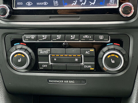 Volkswagen Golf R 2.0 DSG (Wingback) DCC 55