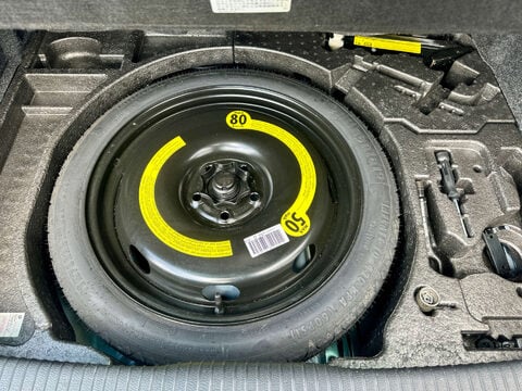Volkswagen Golf R 2.0 DSG (Wingback) DCC 65