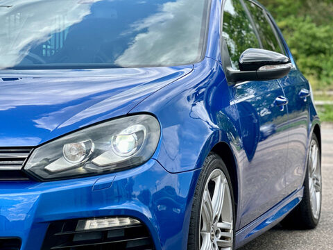 Volkswagen Golf R 2.0 DSG (Wingback) DCC 32