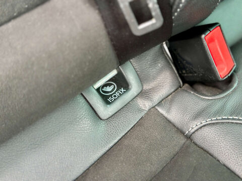 Volkswagen Golf R 2.0 DSG (Wingback) DCC 58