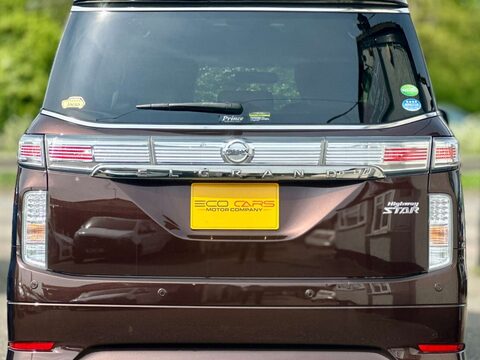 Nissan Elgrand HIGHWAY STAR 2.5 V6 13