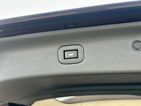 Nissan Elgrand HIGHWAY STAR 2.5 V6 24