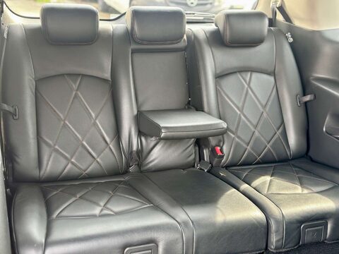 Nissan Elgrand HIGHWAY STAR 2.5 V6 31
