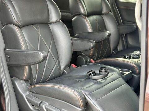 Nissan Elgrand HIGHWAY STAR 2.5 V6 45