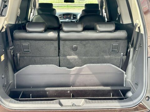 Nissan Elgrand HIGHWAY STAR 2.5 V6 53