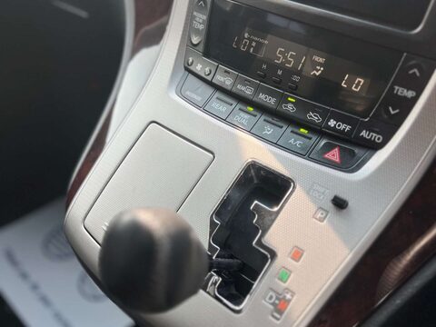 Toyota Vellfire 3.5 V6 4WD ELECTRIC DISABILITY SEAT+4WD+GRADE 4B+RARE 28
