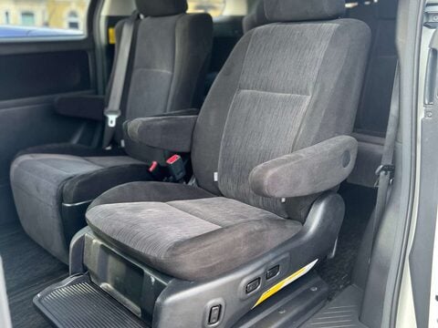 Toyota Vellfire 3.5 V6 4WD ELECTRIC DISABILITY SEAT+4WD+GRADE 4B+RARE 38