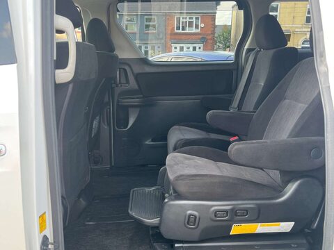 Toyota Vellfire 3.5 V6 4WD ELECTRIC DISABILITY SEAT+4WD+GRADE 4B+RARE 23