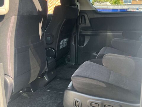Toyota Vellfire 3.5 V6 4WD ELECTRIC DISABILITY SEAT+4WD+GRADE 4B+RARE 26