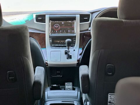 Toyota Vellfire 3.5 V6 4WD ELECTRIC DISABILITY SEAT+4WD+GRADE 4B+RARE 48