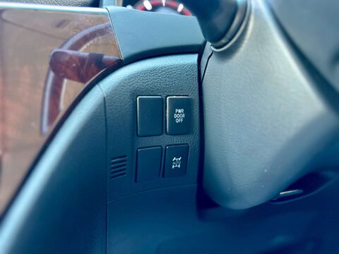 Toyota Vellfire 3.5 V6 4WD ELECTRIC DISABILITY SEAT+4WD+GRADE 4B+RARE 38