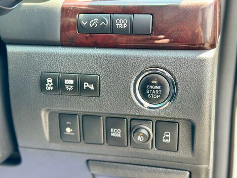 Toyota Vellfire 3.5 V6 4WD ELECTRIC DISABILITY SEAT+4WD+GRADE 4B+RARE 28