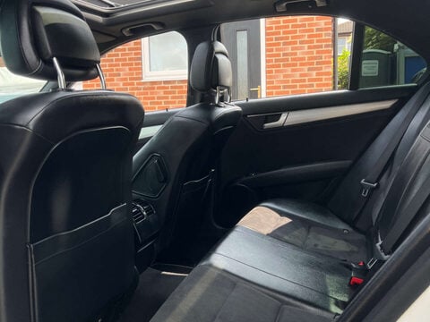 Mercedes-Benz C Class 2.1 C220 AMG Sport Edition Premium+ CDi Auto 4dr 18