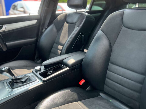 Mercedes-Benz C Class 2.1 C220 AMG Sport Edition Premium+ CDi Auto 4dr 19