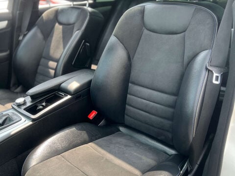 Mercedes-Benz C Class 2.1 C220 AMG Sport Edition Premium+ CDi Auto 4dr 20