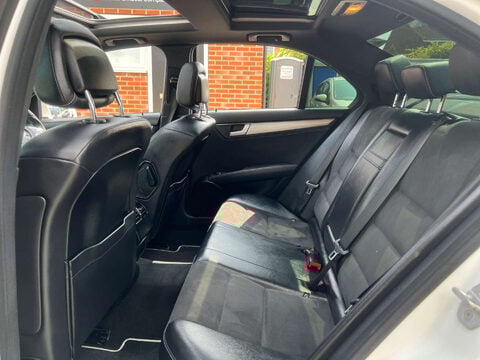 Mercedes-Benz C Class 2.1 C220 AMG Sport Edition Premium+ CDi Auto 4dr 23
