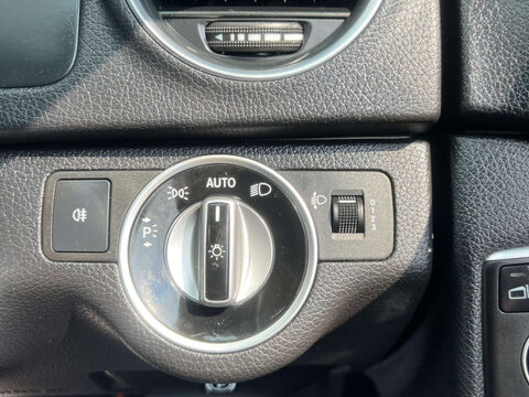 Mercedes-Benz C Class 2.1 C220 AMG Sport Edition Premium+ CDi Auto 4dr 36