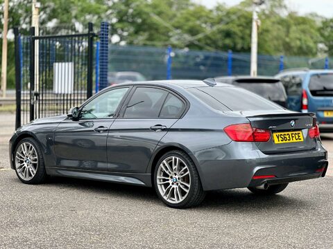 BMW 3 Series 320i M Sport Saloon 4dr Petrol Auto xDrive Euro 5 (s/s) (184 ps) 3
