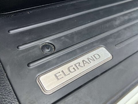 Nissan Elgrand 3.5 V6 HIGHWAY STAR GRADE 4B WOW 23