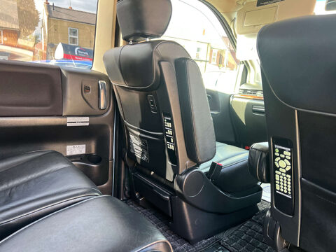 Nissan Elgrand 3.5 V6 HIGHWAY STAR GRADE 4B WOW 27