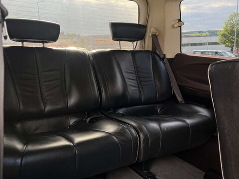Nissan Elgrand 3.5 V6 HIGHWAY STAR GRADE 4B WOW 32