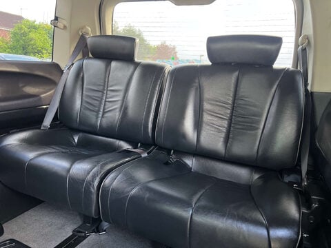 Nissan Elgrand 3.5 V6 HIGHWAY STAR GRADE 4B WOW 44