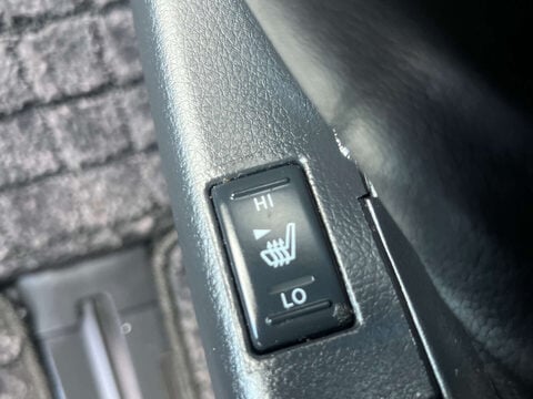 Nissan Elgrand 3.5 V6 HIGHWAY STAR GRADE 4B WOW 66