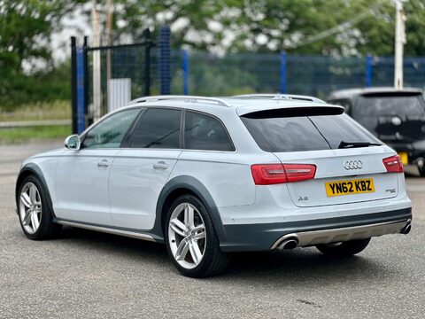 Audi A6 Allroad 3.0 TFSI V6 Estate 5dr Petrol S Tronic quattro Euro 5 (s/s) (310 ps) 5