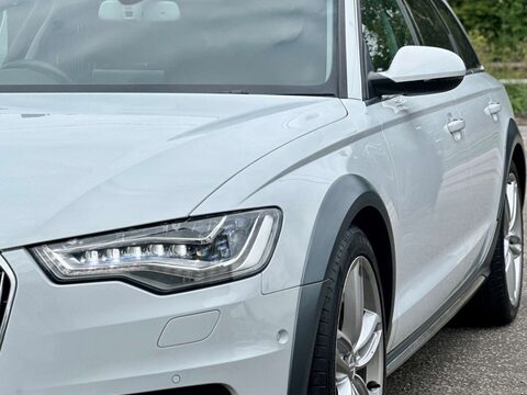 Audi A6 Allroad 3.0 TFSI V6 Estate 5dr Petrol S Tronic quattro Euro 5 (s/s) (310 ps) 29