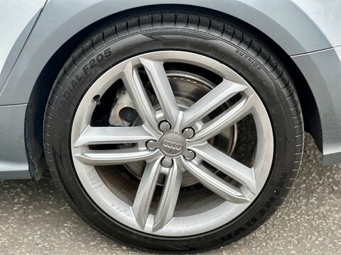 Audi A6 Allroad 3.0 TFSI V6 Estate 5dr Petrol S Tronic quattro Euro 5 (s/s) (310 ps) 77