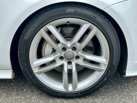 Audi A7 3.0 TFSI V6 S line Sportback S Tronic quattro Euro 5 (s/s) 5dr 76
