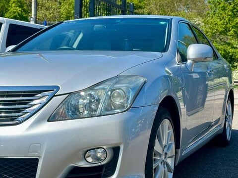 Toyota Crown 3.5 Hybrid Special Edition 5dr 8
