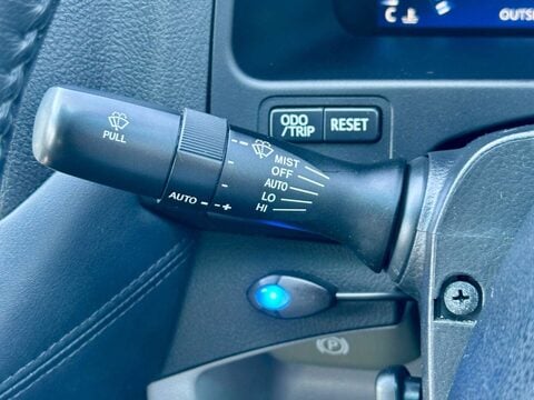 Toyota Crown 3.5 Hybrid Special Edition 5dr 29